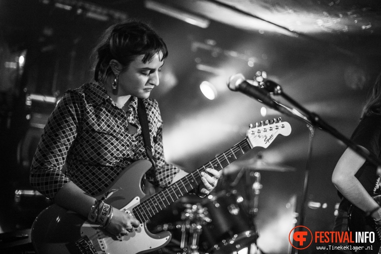 Goat Girl op Eurosonic Noorderslag 2017 - Woensdag foto