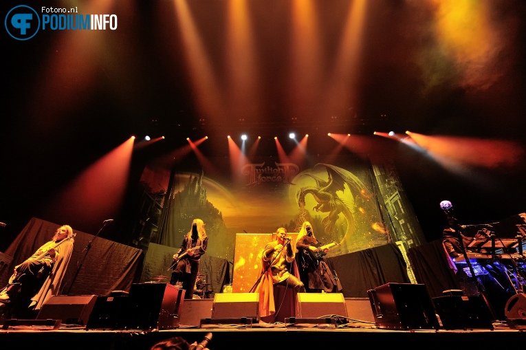 Twilight Force op Sabaton - 29/01 - AFAS Live foto