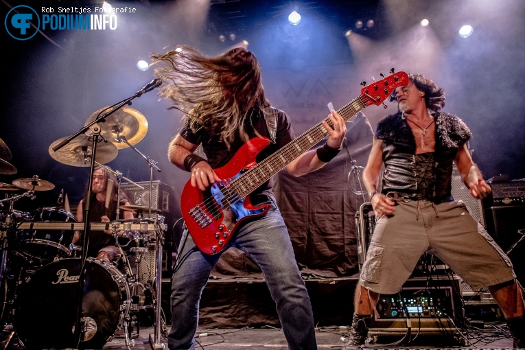 Armored Dawn op Fates Warning - 29/01 - Patronaat foto