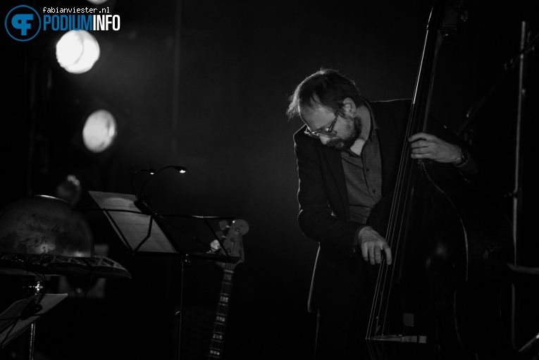 Emiliana Torrini & The Colorist Orchestra op Emiliana Torrini & The Colorist Orchestra - 27/01 - Parkstad Limburg Theaters foto