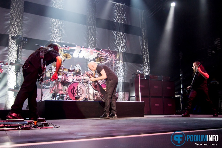 Dream Theater op Dream Theater - 08/02 - 013 foto
