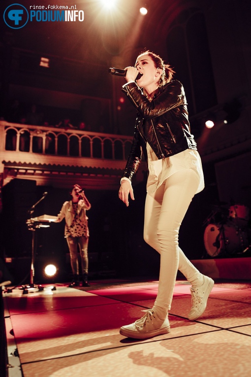 Tegan & Sara op Tegan and Sara - 8/2 - Paradiso foto