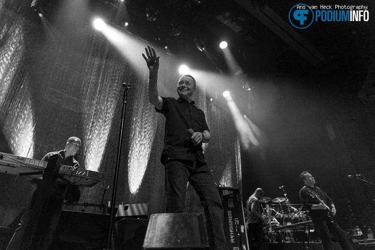 UB40 op UB40 - 09/02 - TivoliVredenburg foto