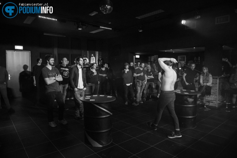 Foto Charlie & The Lesbians op traumahelikopter - 17/02 - Oefenbunker