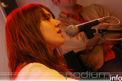Kate Nash op Kate Nash - 11/10 - BNN Podium foto