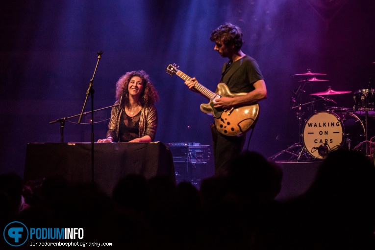 Walking On Cars - 13/03 - TivoliVredenburg foto