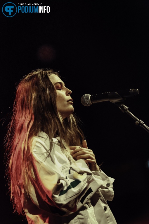 Maggie Rogers op Maggie Rogers - 02/03 - Paradiso Noord foto