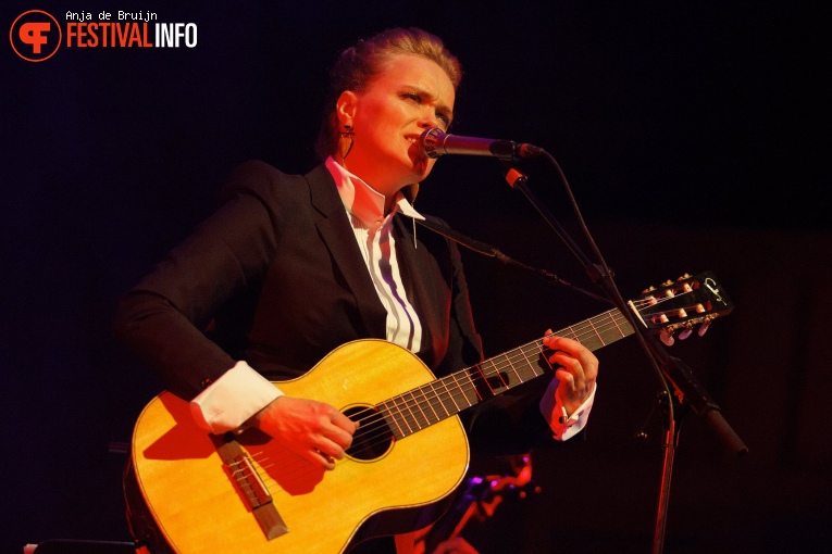 Ane Brun op Cross-linx Rotterdam 2017 foto