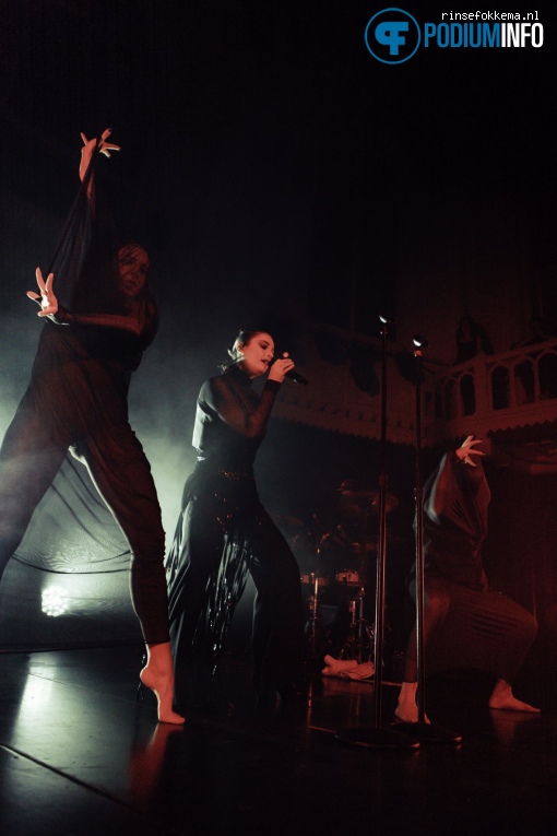 Banks op Banks - 06/03 - Paradiso foto