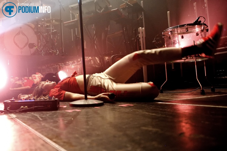 Tove Lo op Tove Lo - 08/03 - Melkweg foto