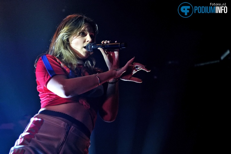 Tove Lo op Tove Lo - 08/03 - Melkweg foto