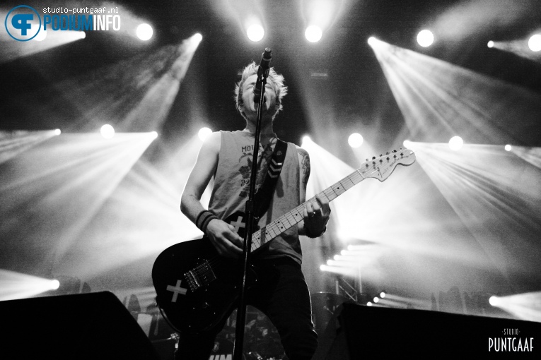 Sum 41 op Sum 41 - 10/03 - 013 foto