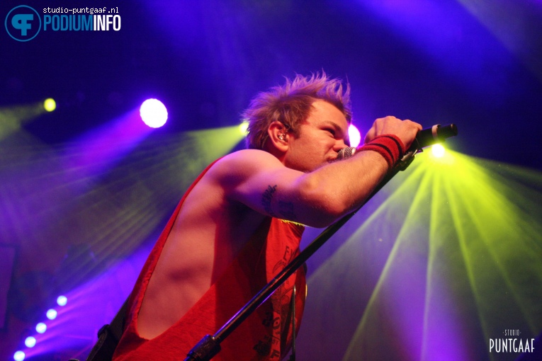 Sum 41 op Sum 41 - 10/03 - 013 foto