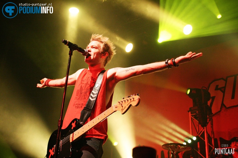 Sum 41 op Sum 41 - 10/03 - 013 foto