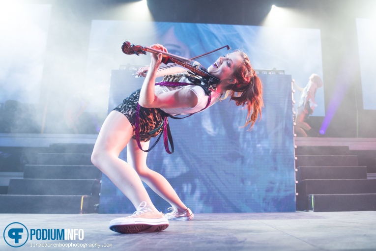 Lindsey Stirling op Lindsey Stirling - 17/03 - 013 foto