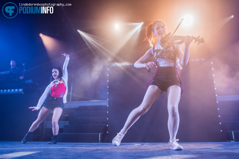 Lindsey Stirling op Lindsey Stirling - 17/03 - 013 foto