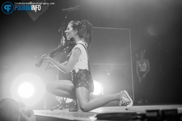 Lindsey Stirling op Lindsey Stirling - 17/03 - 013 foto