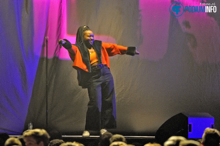 Ray Blk op Emeli Sandé - 29/03 - AFAS Live foto