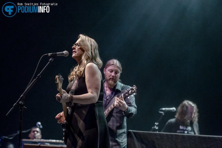 Tedeschi Trucks Band op Tedeschi Trucks Band - 31/03 - AFAS Live foto