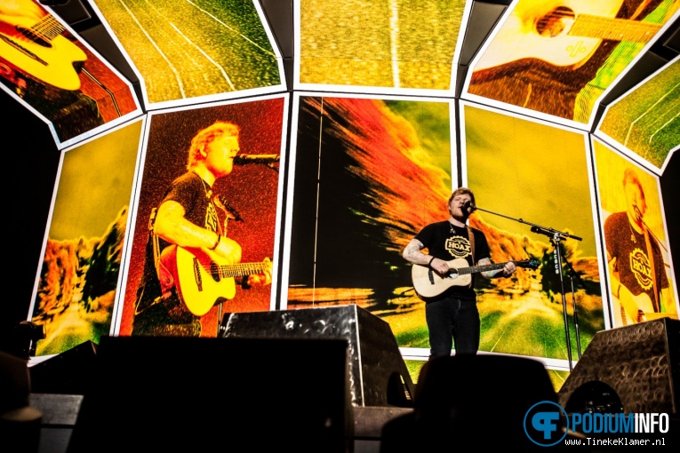 Ed Sheeran op Ed Sheeran - 03/04 - Ziggodome foto