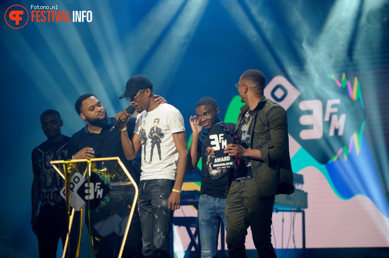 Broederliefde op 3FM Awards 2017 foto