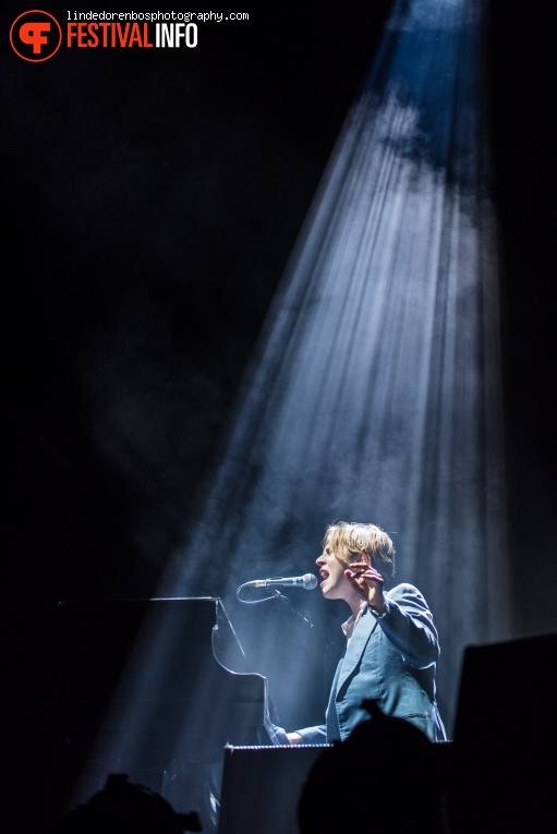 Tom Odell op Paaspop Schijndel 2017 - Zaterdag foto