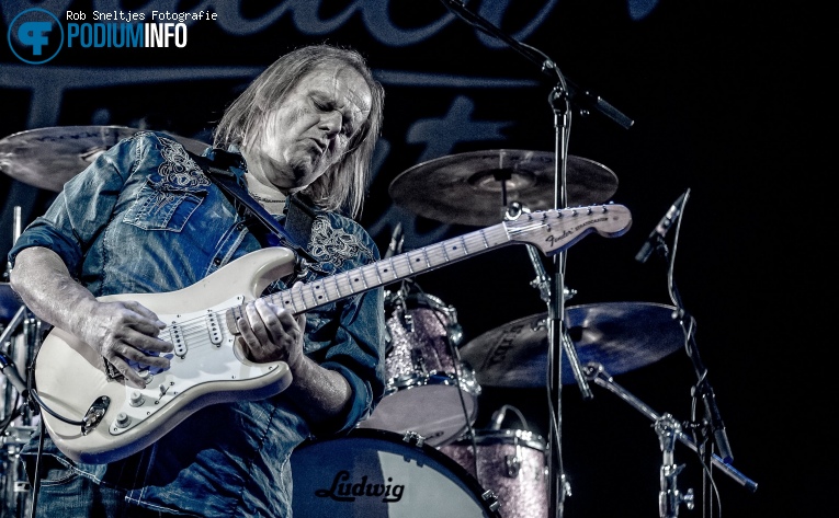 Walter Trout op Walter Trout -26/4 - Doornroosje foto