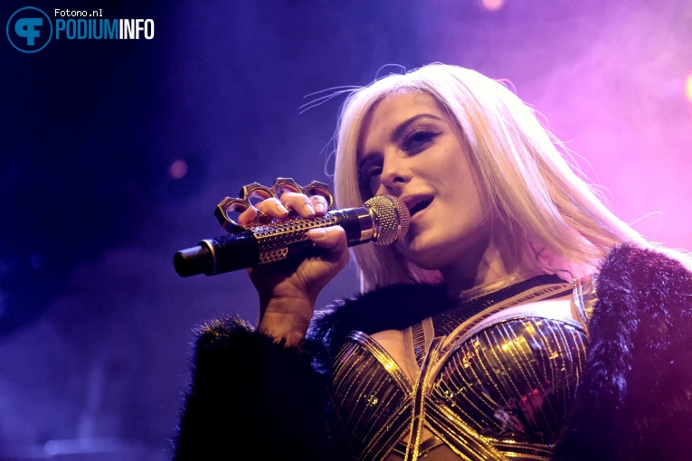 Bebe Rexha op Bebe Rexha - 03/05 - Paradiso foto