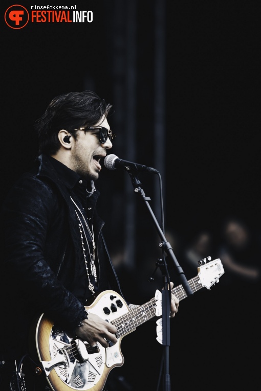 Waylon op Bevrijdingsfestival Overijssel foto