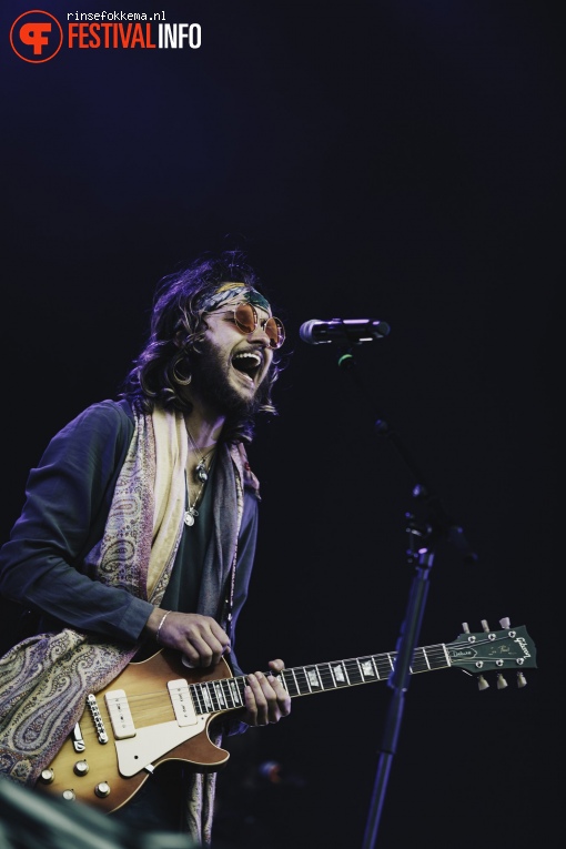 Jett Rebel op Bevrijdingsfestival Overijssel foto