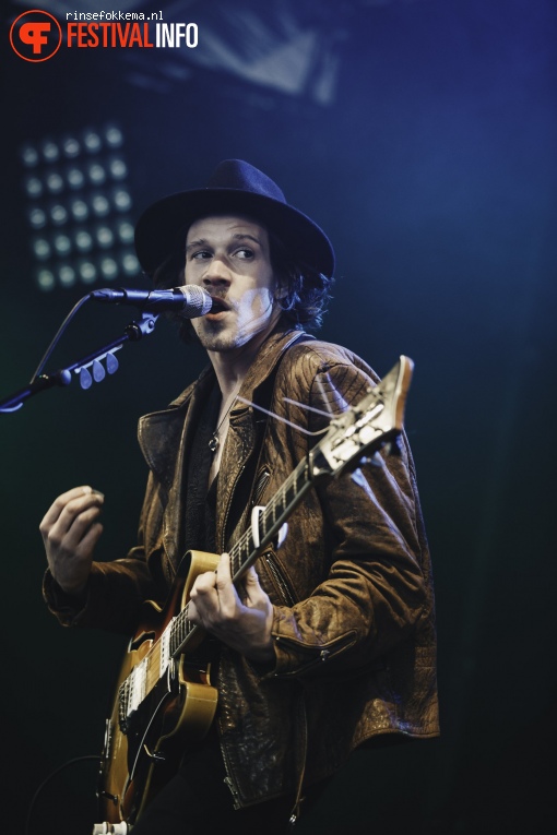 Son Mieux op Bevrijdingsfestival Overijssel foto