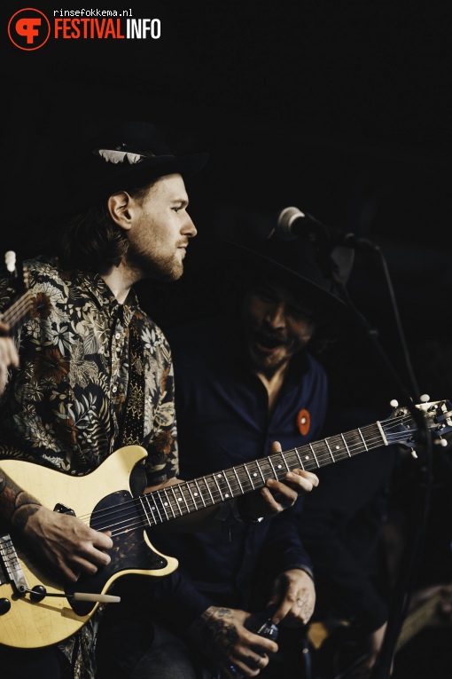 Rob Dekay op Bevrijdingsfestival Overijssel foto