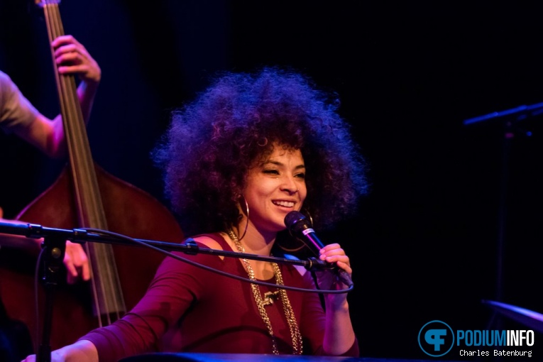 Kandace Springs op Kandace Springs - 11/05 - LantarenVenster foto