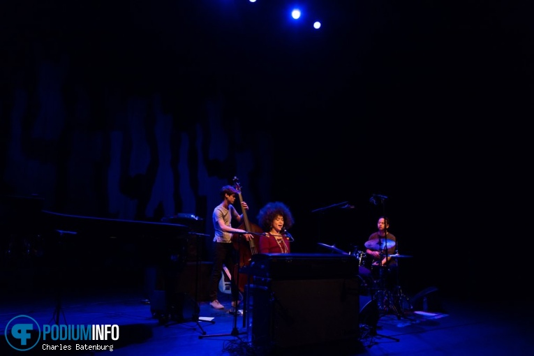 Foto Kandace Springs op Kandace Springs - 11/05 - LantarenVenster
