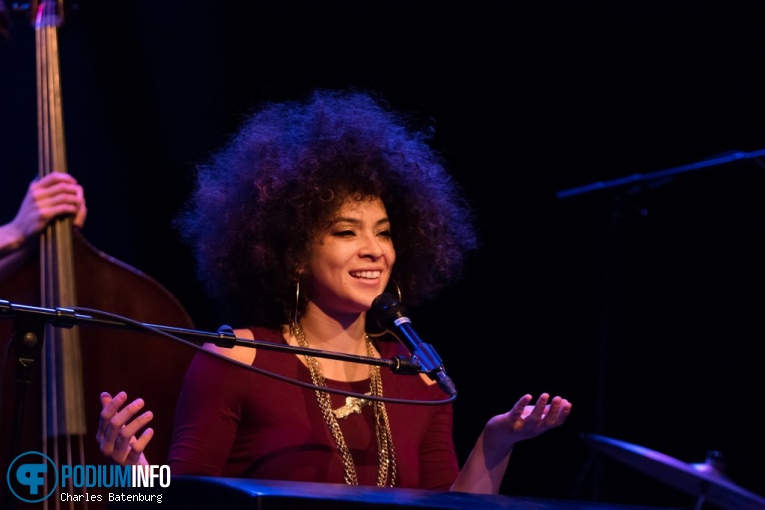 Kandace Springs op Kandace Springs - 11/05 - LantarenVenster foto