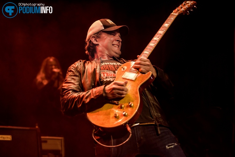 Joe Bonamassa op Sena Performers European Guitar Award - 21/05 - Gebouw T foto