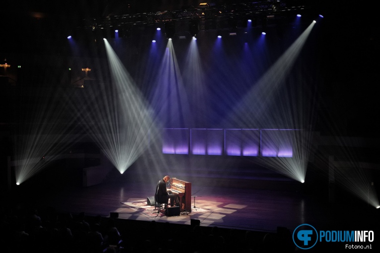 Joep Beving op Joep Beving - 20/5 - TivoliVredenburg foto