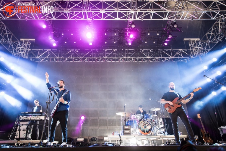 White Lies op Dauwpop 2017 foto