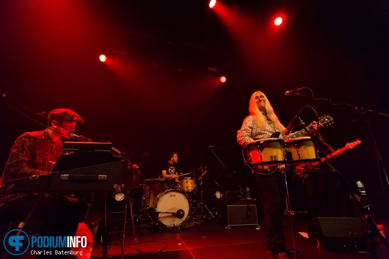 Foto Young Gun Silver Fox op Young Gun Silver Fox - 26/05 - TivoliVredenburg