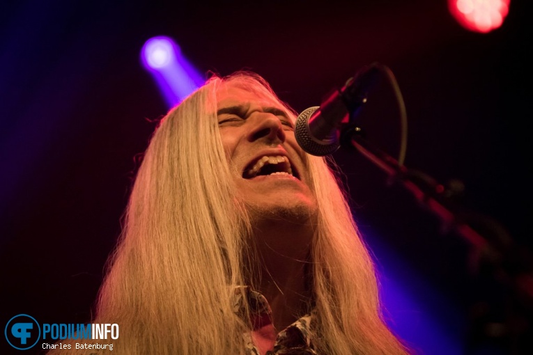Foto Young Gun Silver Fox op Young Gun Silver Fox - 26/05 - TivoliVredenburg