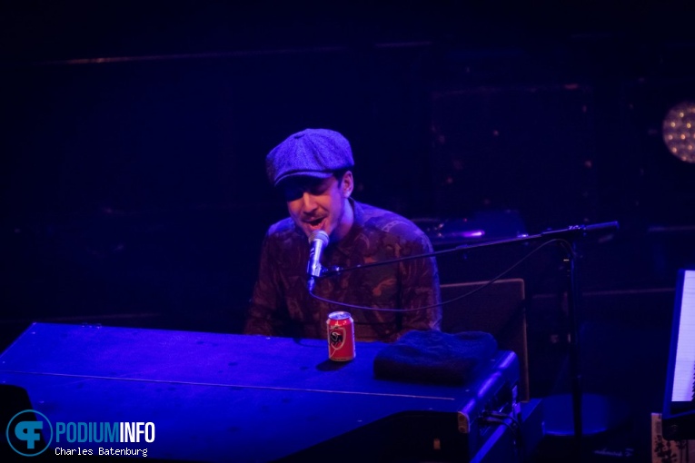 Foto Young Gun Silver Fox op Young Gun Silver Fox - 26/05 - TivoliVredenburg