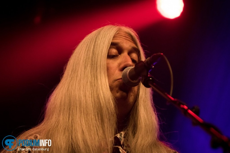 Foto Young Gun Silver Fox op Young Gun Silver Fox - 26/05 - TivoliVredenburg