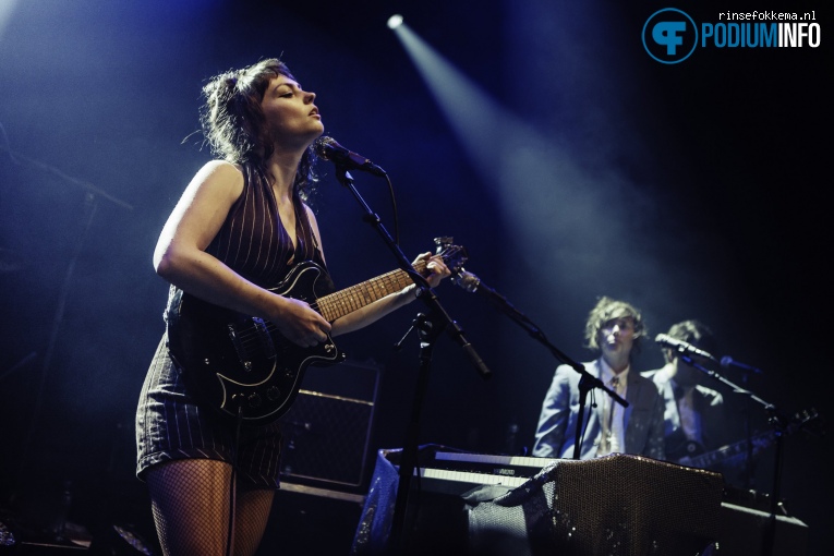 Angel Olsen op Angel Olsen - 25/05 - Tivoli Vredenburg foto