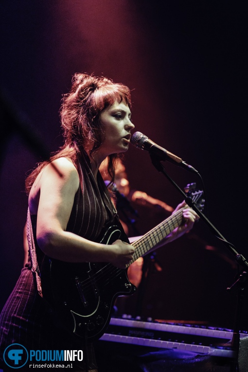 Angel Olsen op Angel Olsen - 25/05 - Tivoli Vredenburg foto