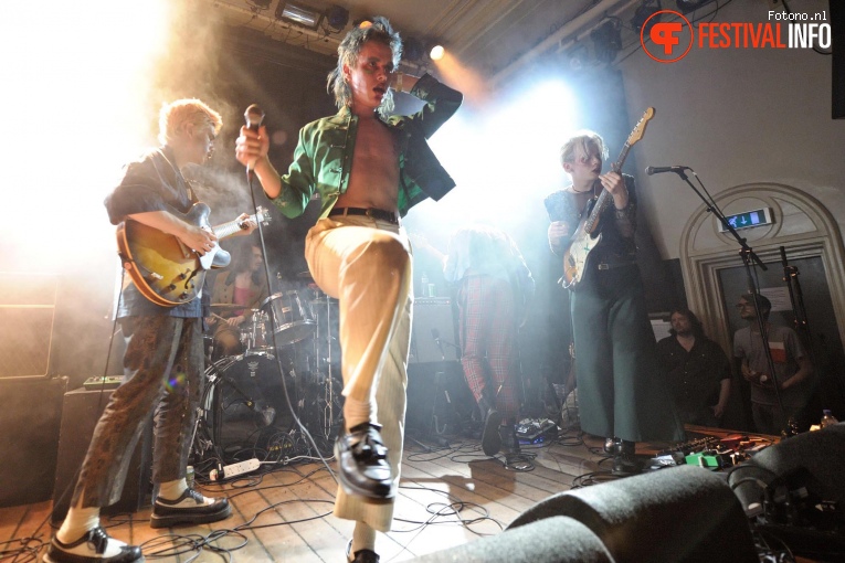 Foto HMLTD op London Calling #1 2017 - vrijdag