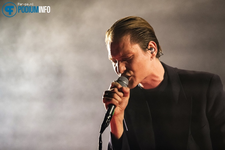 Thomas Azier op Thomas Azier - 26/05 - Melkweg foto