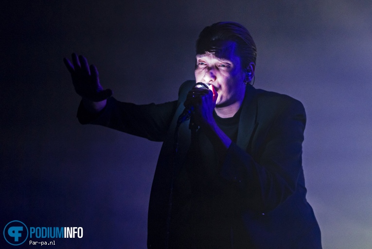 Thomas Azier op Thomas Azier - 26/05 - Melkweg foto