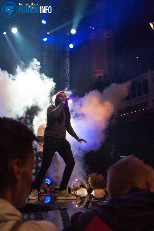 Jonna Fraser op FunX Awards - 23/5 - Paradiso foto