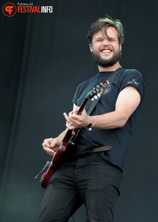 White Lies op Pinkpop 2017 - Zaterdag foto