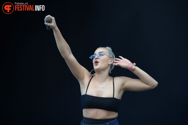 Anne-Marie op Pinkpop 2017 - Zondag foto